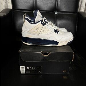 Jordan Retro 4 Legend Blue